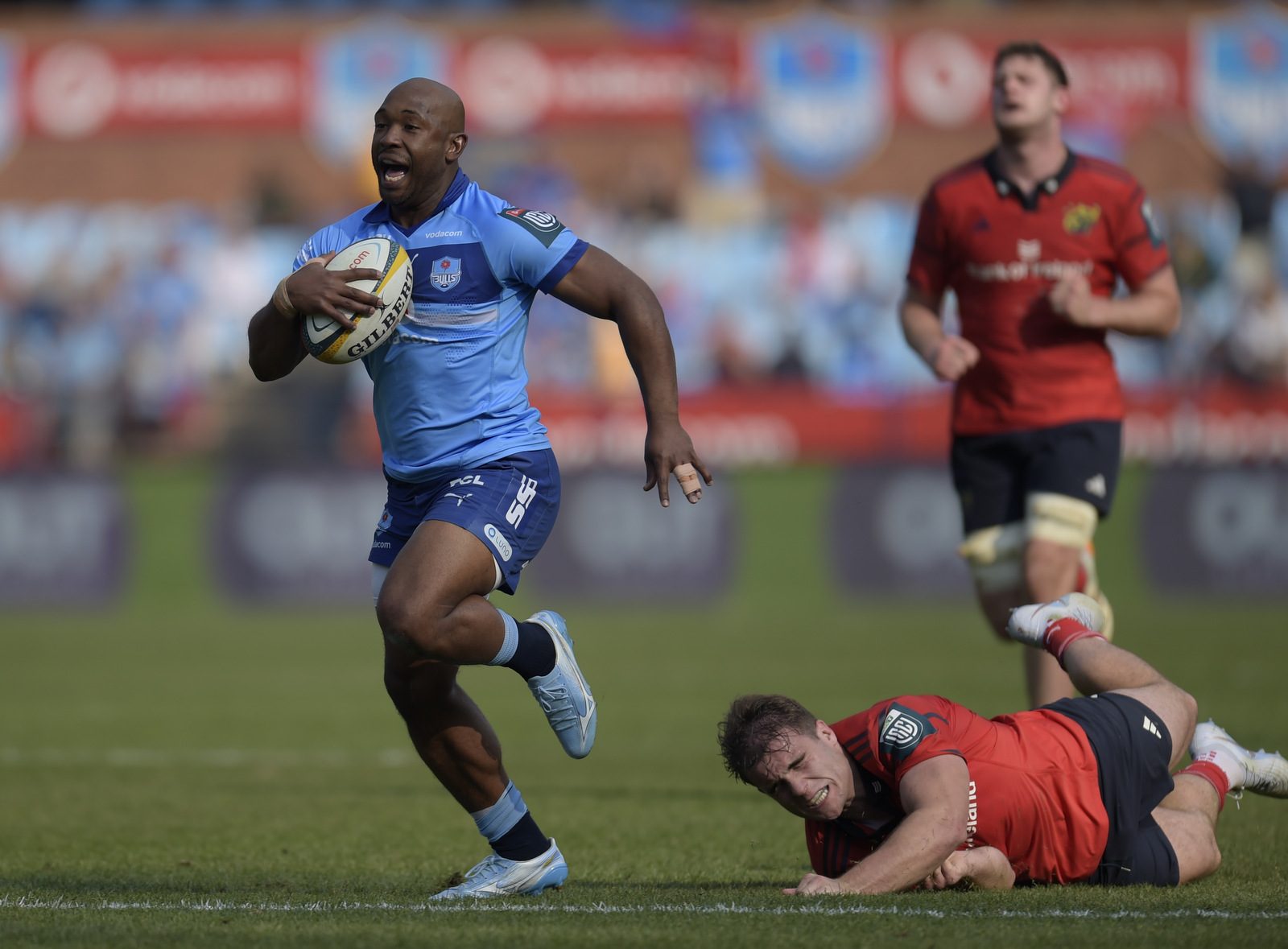 Bulls v Munster, United Rugby Championship 2026 — match photography by Paul Parsons