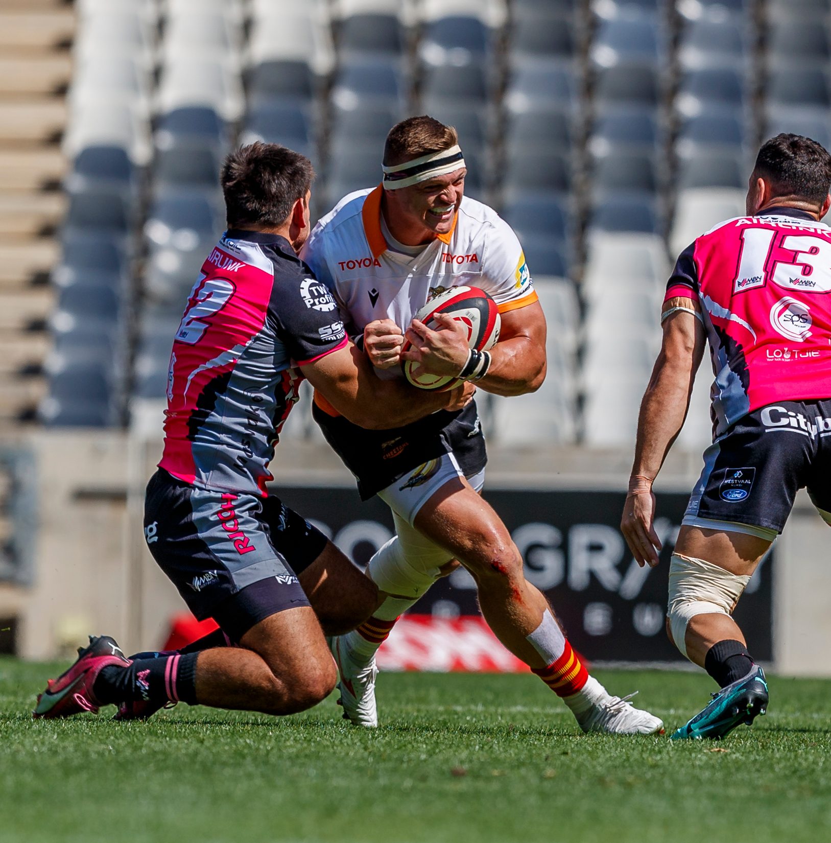 Pumas v Cheetahs, Currie Cup 2024 — match photography by Dirk Kotze