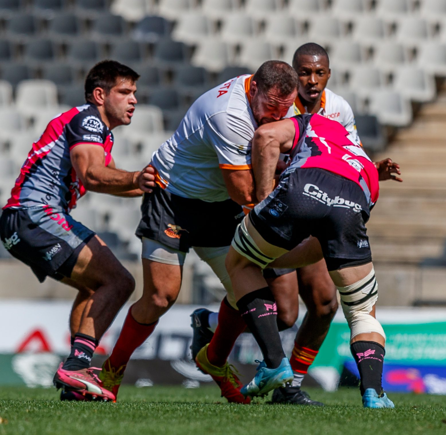 Pumas v Cheetahs, Currie Cup 2024 — match photography by Dirk Kotze