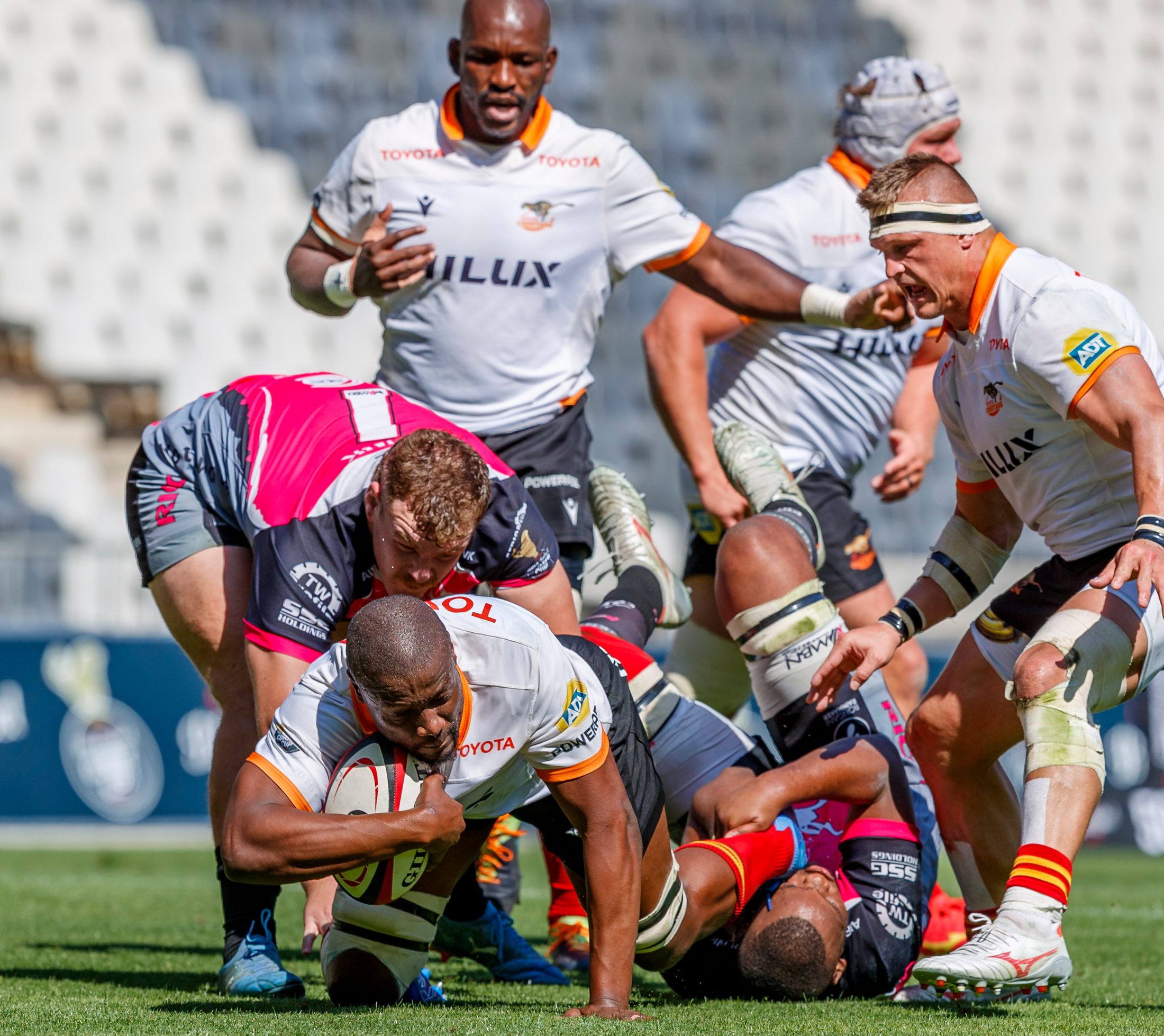 Pumas v Cheetahs, Currie Cup 2024 — match photography by Dirk Kotze