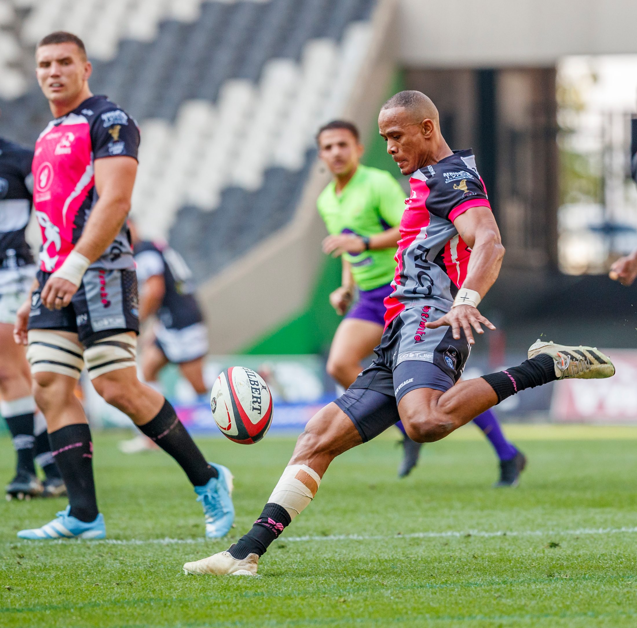 Pumas v Sharks, Currie Cup 2024 — match photography by Dirk Kotze